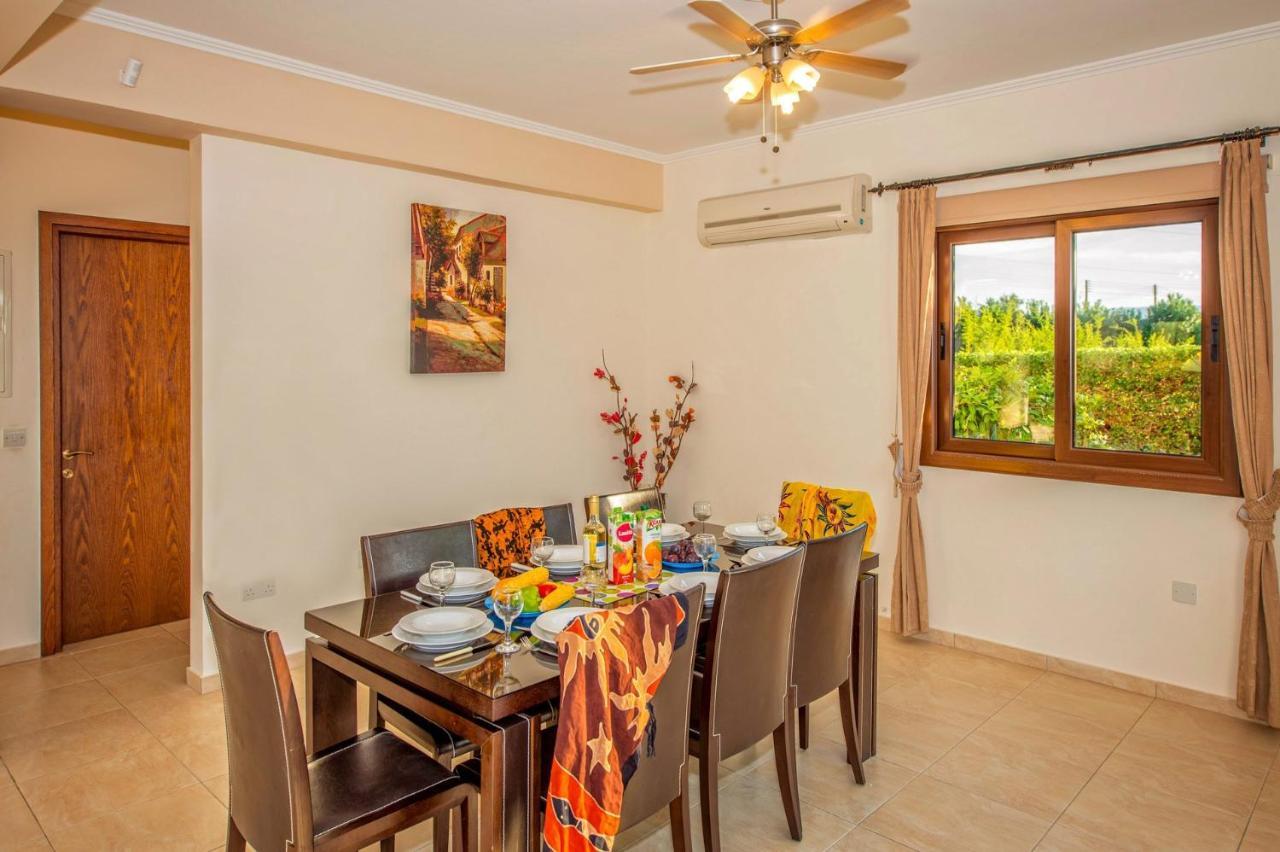 Dora' S Villa Argaka Buitenkant foto