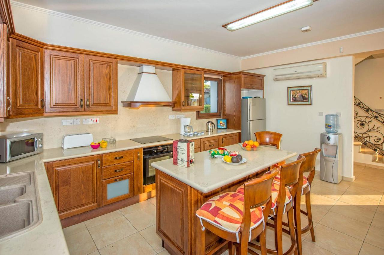 Dora' S Villa Argaka Buitenkant foto